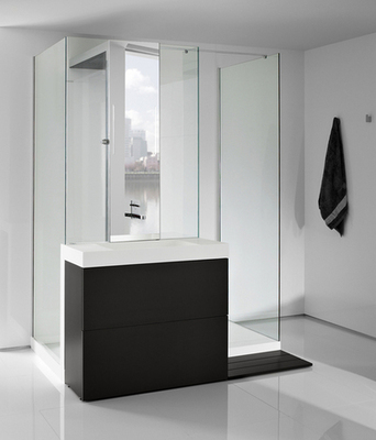 Cabine de douche SHOWERBASIN de Roca : un nouveau concept dans la salle de bain pour l'hôtellerie