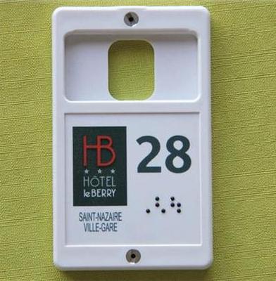 Porte clé Braille Créo-carte - Porte clés porte-carte relief et braille 